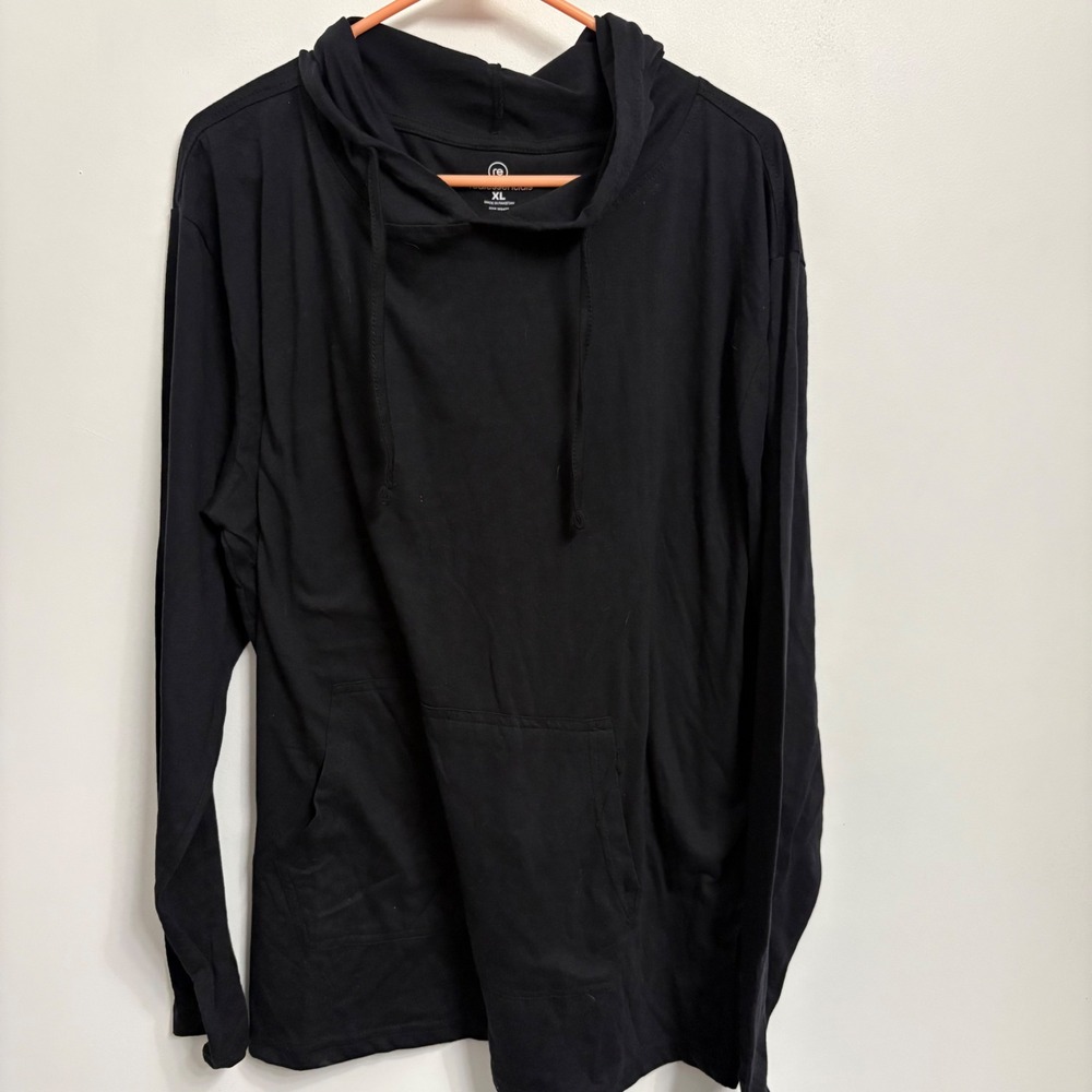 Real Essentials Mens XL Black Lightweight Long‎ Sleeve Hooded T-Shirt RN166455